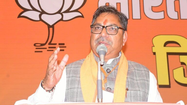 गहलोत ने मोदी को याद दिलाया इंदिरा गांधी का दौर तो पूनिया ने भी कस दिया ये तंज, जानें NewsTak