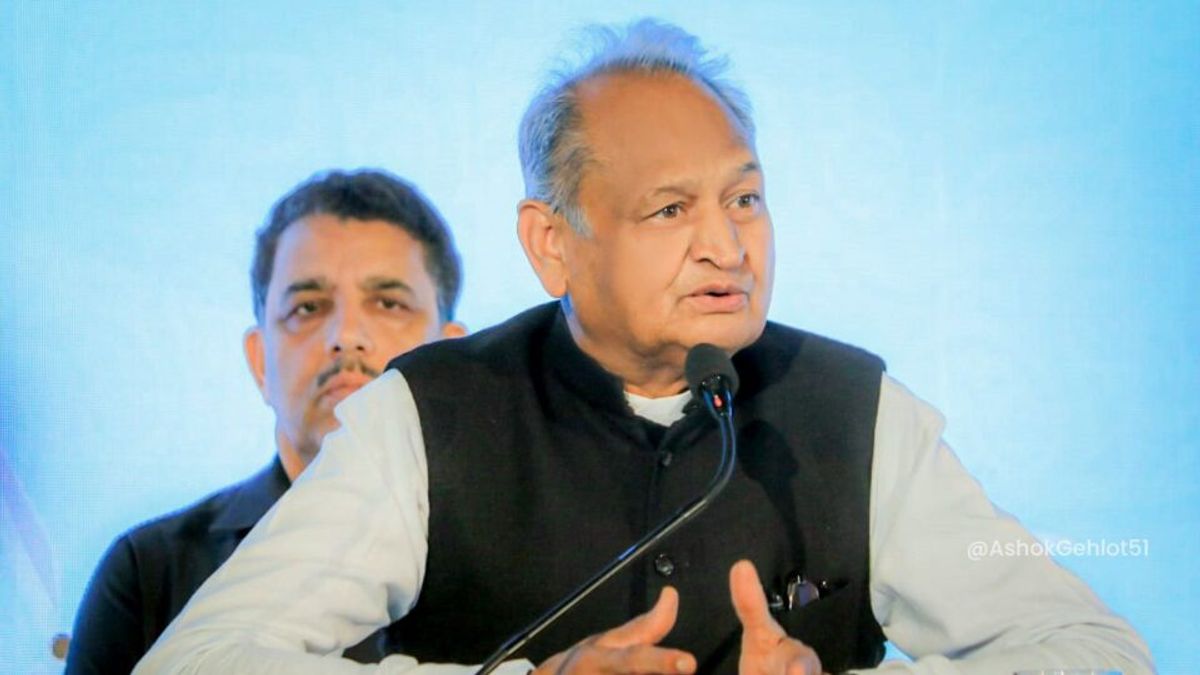 पेपर लीक पर गहलोत के मंत्री का बेतुका बयान, बोले- विरोध नहीं होगा तो मजा कैसे आएगा NewsTak