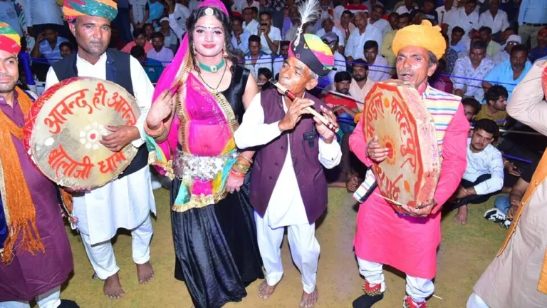 Holi 2023: शेखावाटी में चढ़ा होली का रंग, फेमस गीदड़ नृत्य के साथ ऐसे मनाया जाता है ये फेस्टिवल, जानें NewsTak