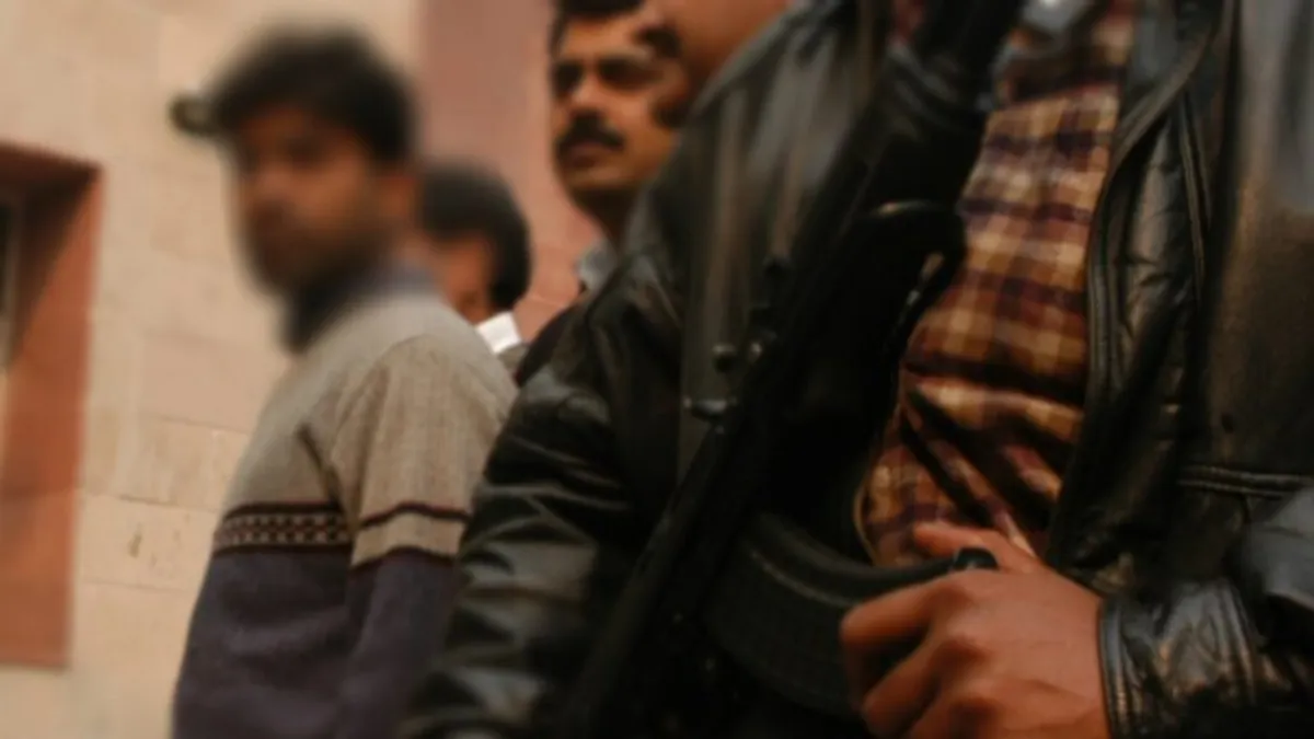 बाड़मेर: पाकिस्तान की खुफिया एजेंसी ISI के लिए काम करने वाला पकड़ा गया, पासपोर्ट एजेंट का करता था काम बाड़मेर: पाकिस्तान की खुफिया एजेंसी ISI के लिए काम करने वाला पकड़ा गया, पासपोर्ट एजेंट का करता था काम
