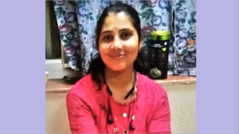 जोधपुर में नर्स ने पंखे से लटककर की आत्महत्या, सुसाइड नोट में लिखा- अब जिंदगी से अलविदा जोधपुर में नर्स ने पंखे से लटककर की आत्महत्या, सुसाइड नोट में लिखा- अब जिंदगी से अलविदा