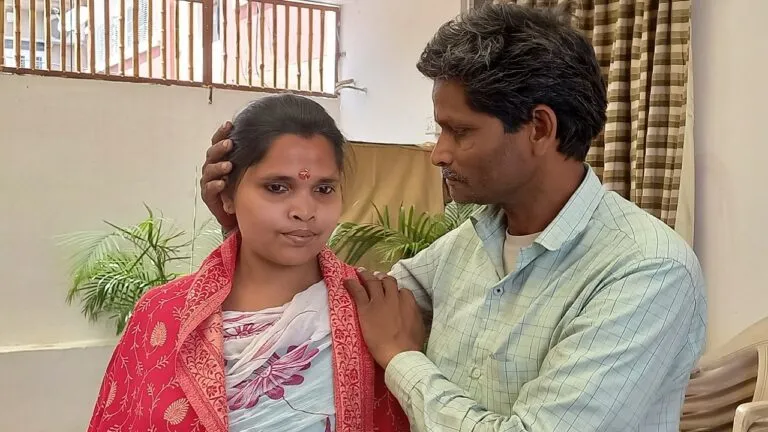 जयपुर: जिस बेटी को मरा समझा, उसे अचानक देख रो पड़ा परिवार, सामने आई ये कहानी