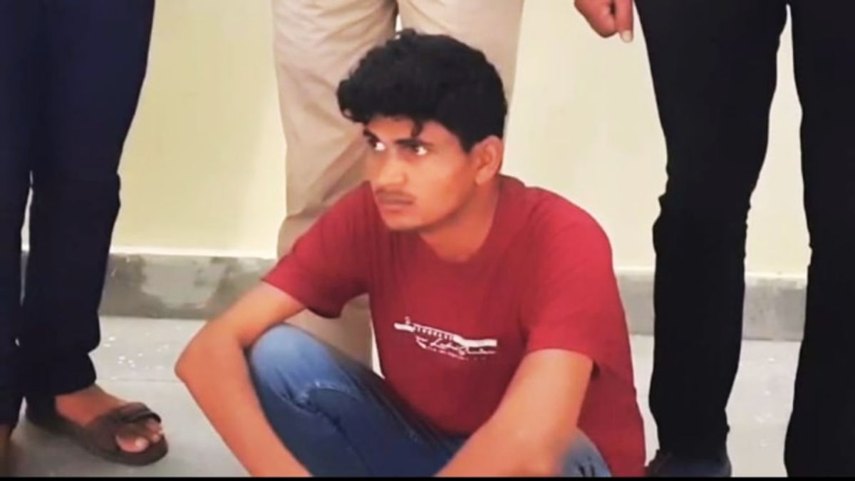 बुजुर्ग को अज्ञात शख्स ने कॉल करके दिखाई लड़की की न्यूड फोटो, फिर ऐसे की 15 लाख रुपये की ठगी NewsTak