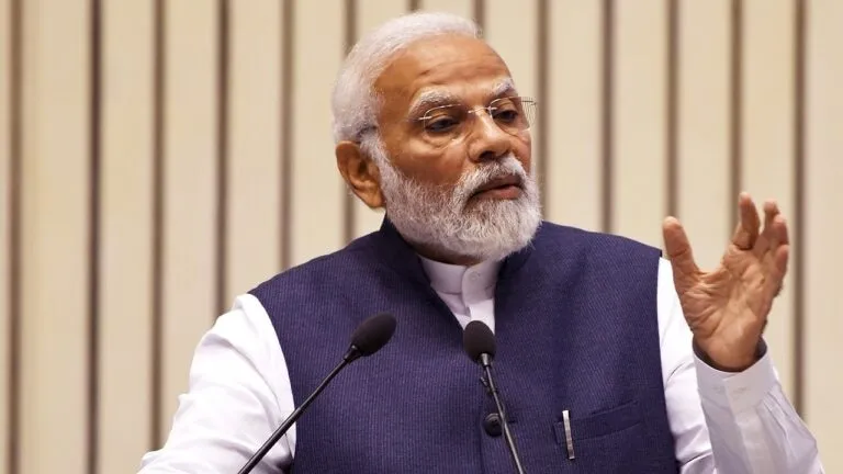 पीएम की जनसभा में नहीं हुआ गहलोत का भाषण, मोदी ने मुख्यमंत्री को लेकर कही ये बातें SC vote bank in rajasthan: राजस्थान में चुनौती बने दलित वोट बैंक पर मोदी का बड़ा दांव