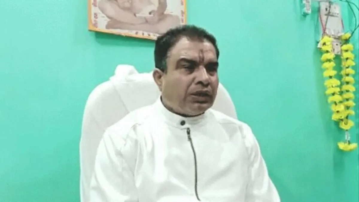 Dholpur: गिर्राज मलिंगा ने MLA रोहित बोहरा पर लगाए आरोप, बोले- इनको सिर्फ वाहवाही और श्रेय चाहिए Dholpur: गिर्राज मलिंगा ने MLA रोहित बोहरा पर लगाए आरोप, बोले- इनको सिर्फ वाहवाही और श्रेय चाहिए