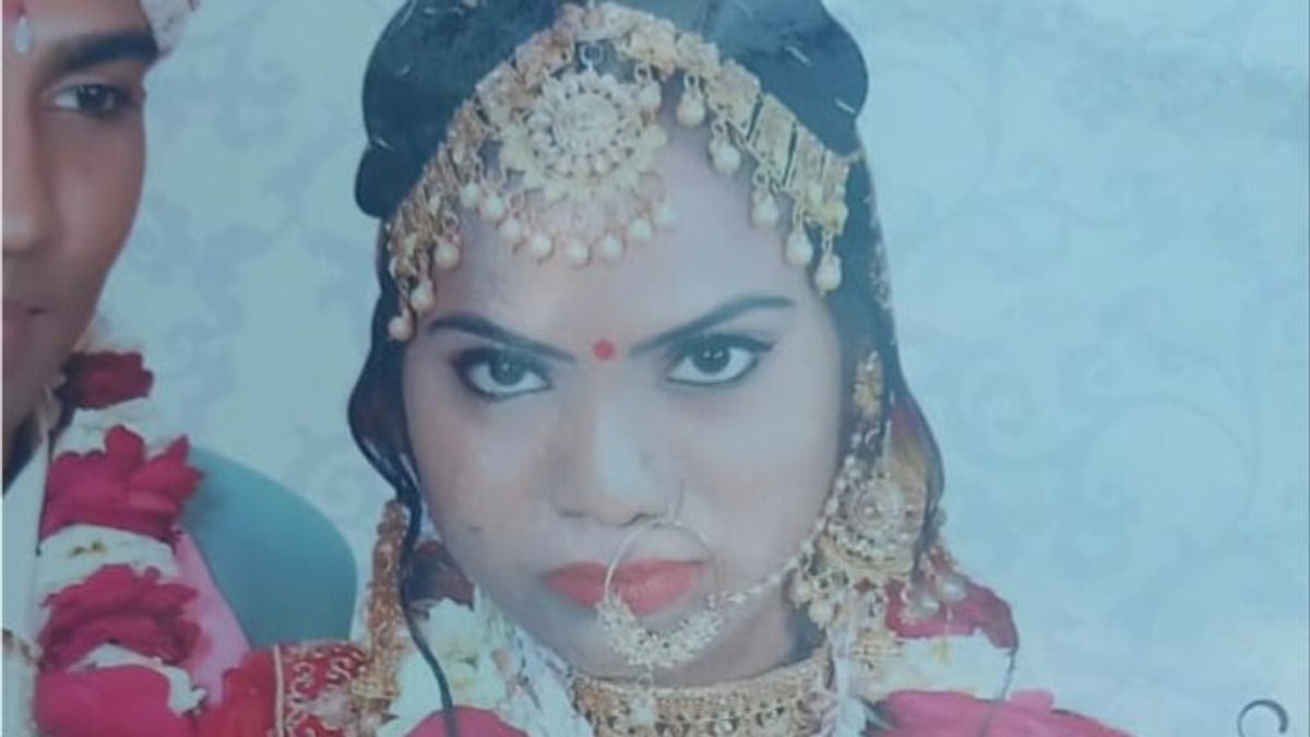 Bharatpur: मर्डर कर थाने पहुंचा सिरफिरा पति, बोला- साहब मैंने अपनी पत्नी की हत्या कर दी Bharatpur: मर्डर कर थाने पहुंचा सिरफिरा पति, बोला- साहब मैंने अपनी पत्नी की हत्या कर दी