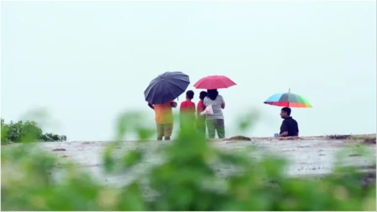 Rajasthan Weather: प्रदेश में मौसम लेगा करवट! आगामी दिनों में बारिश को लेकर आया नया अपडेट Rajasthan Weather: प्रदेश में मौसम लेगा करवट! आगामी दिनों में बारिश को लेकर आया नया अपडेट