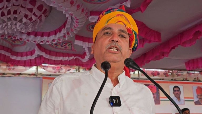 हरीश चौधरी का हनुमान बेनीवाल पर बड़ा हमला! बोले- उन्हें जवाब तो देना ही होगा NewsTak