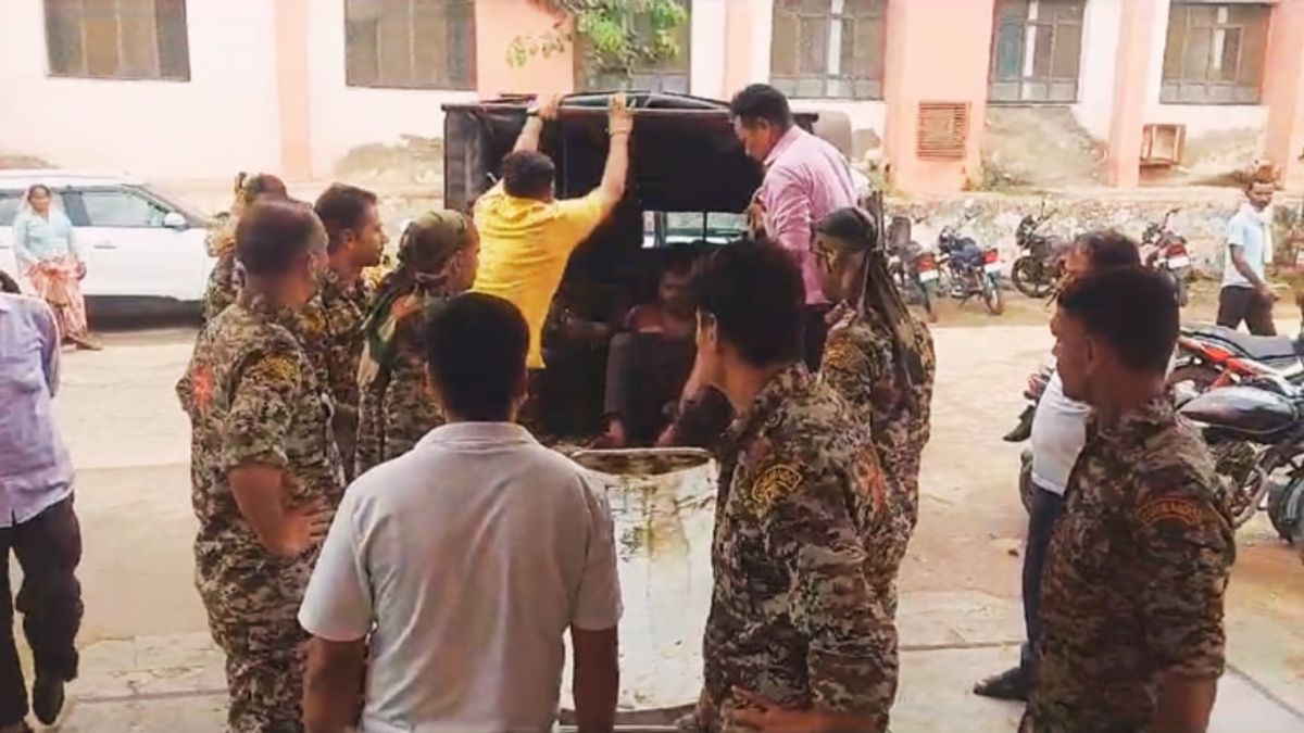 दौसा: गो तस्करों और पुलिस के बीच हुई मुठभेड़, ताबड़तोड़ फायरिंग में 1 को लगी गोली दौसा: गो तस्करों और पुलिस के बीच हुई मुठभेड़, ताबड़तोड़ फायरिंग में 1 को लगी गोली