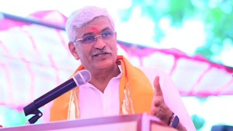 क्या CM गहलोत के खिलाफ चुनाव लड़ेंगे केंद्रीय मंत्री शेखावत? खुद दिया ये जवाब क्या विधानसभा चुनाव लड़ेंगे केंद्रीय मंत्री शेखावत? अटकलों पर खुद दिया ये जवाब