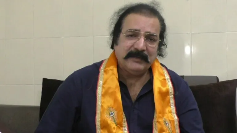 गहलोत और पायलट का मामला सुलझा तो खाचरियावास ने खुद को बता दिया ब्रांड, क्या है इस बयान के मायने? NewsTak