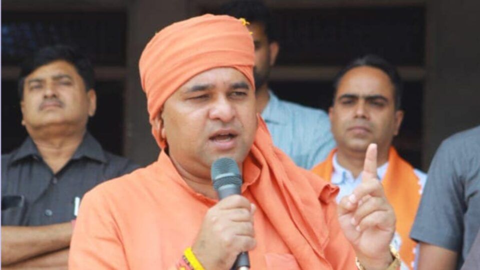 Rajasthan CM: मुख्यमंत्री की रेस से बाहर हुए बालकनाथ योगी? खुद बताई यह बात Rajasthan CM: मुख्यमंत्री की रेस से बाहर हुए बालकनाथ योगी? खुद बताई यह बात