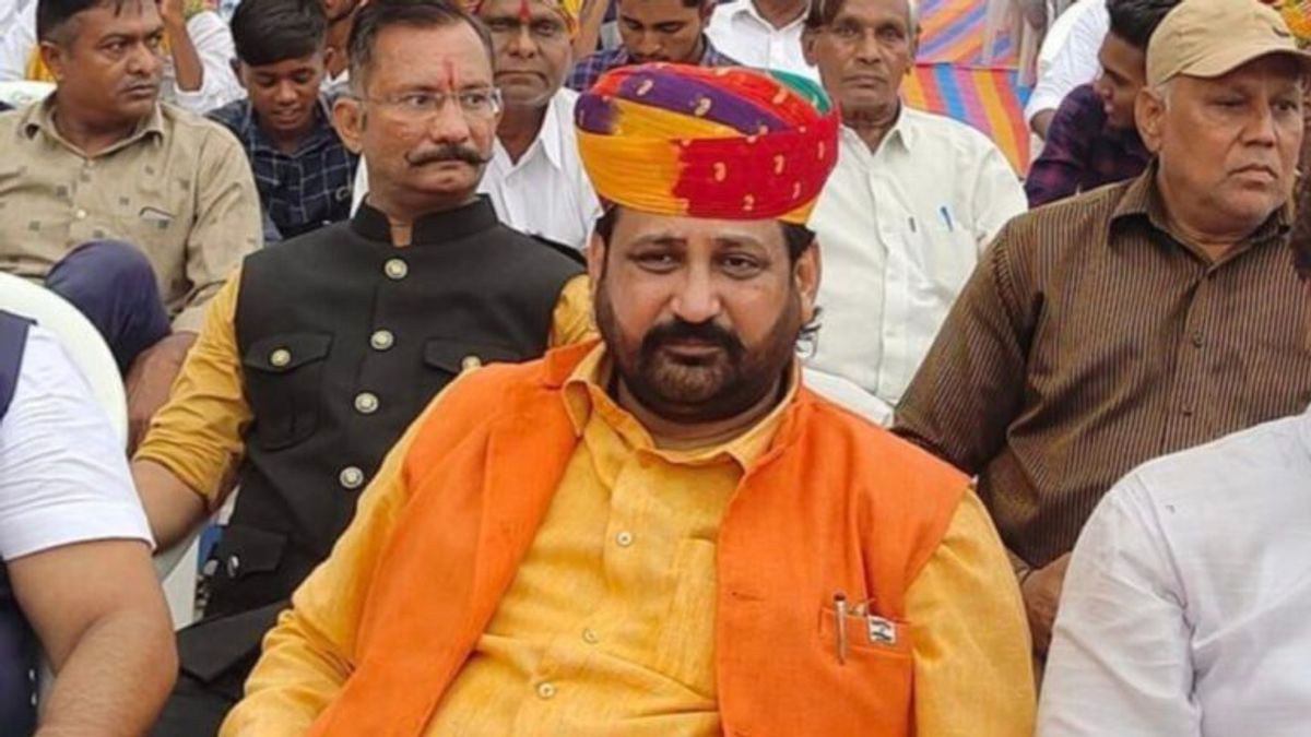 सुखदेव सिंह गोगामेड़ी मर्डर केस का एक आरोपी गिरफ्तार, साजिश का हो गया खुलासा Sukhdev Singh Gogamedi: सुखदेव सिंह गोगामेड़ी मर्डर केस में पंजाब पुलिस का बड़ा खुलासा, जानें