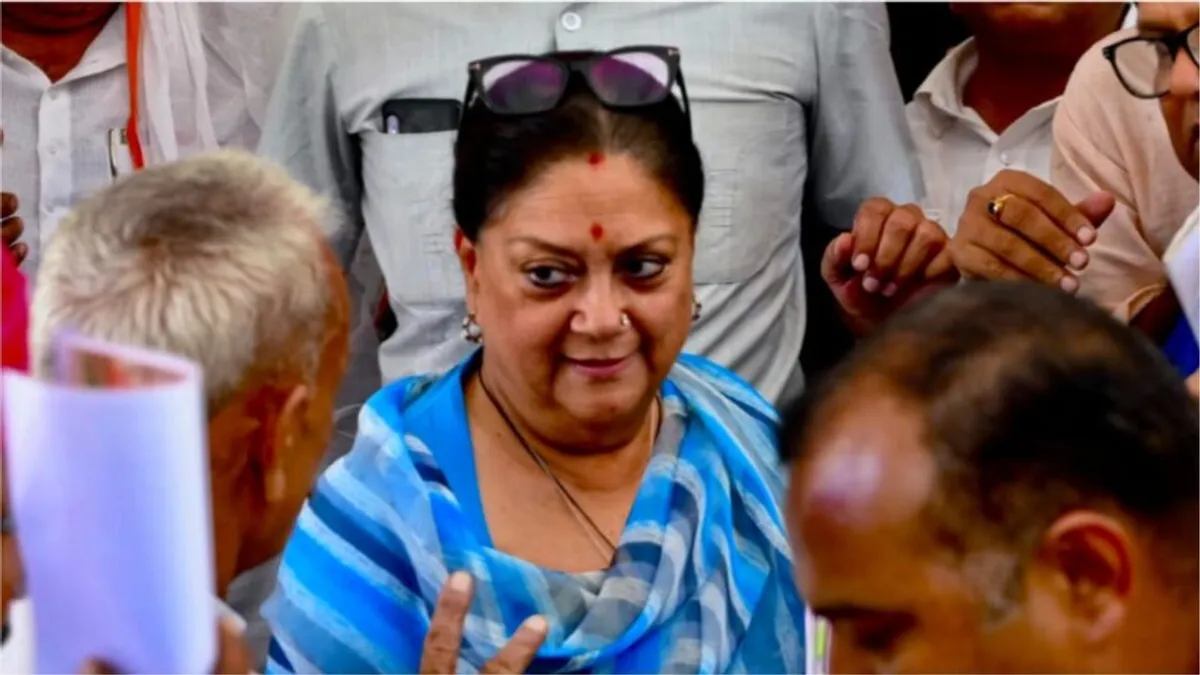 Rajasthan CM News: कौन बनेगा मुख्यमंत्री? अचानक वसुंधरा राजे पहुंची दिल्ली, अब सामने आई वजह Rajasthan CM News: कौन बनेगा मुख्यमंत्री..अचानक वसुंधरा राजे पहुंची दिल्ली, अब सामने आई वजह