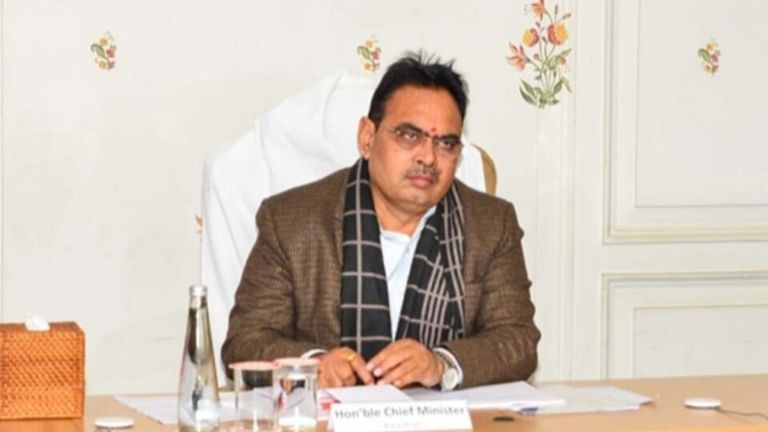 Rajasthan: भजनलाल सरकार की बड़ी घोषणा, अब स्कूलों में करवाया जाएगा सूर्य नमस्कार Rajasthan: भजनलाल सरकार की बड़ी घोषणा, अब स्कूलों में करवाया जाएगा सूर्य नमस्कार
