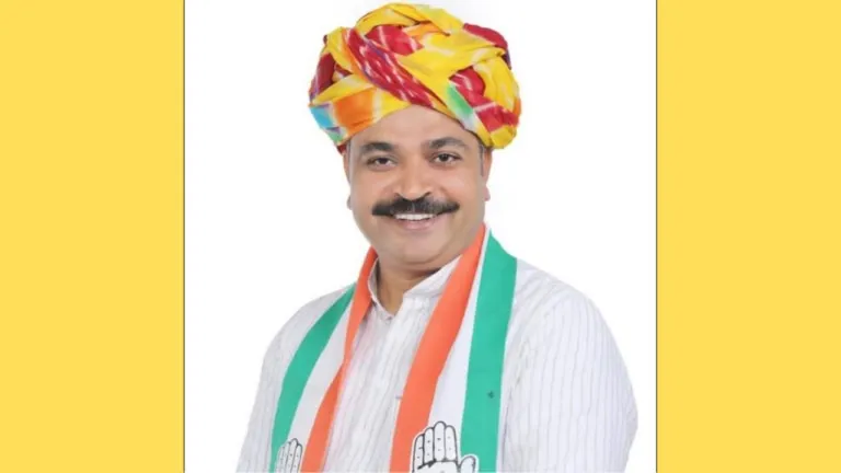 नेता प्रतिपक्ष बनते ही बीजेपी पर बरसे टीकाराम जूली, सामने आई ये पहली प्रतिक्रिया नेता प्रतिपक्ष बनते ही बीजेपी पर बरसे टीकाराम जूली, सामने आई पहली प्रतिक्रिया