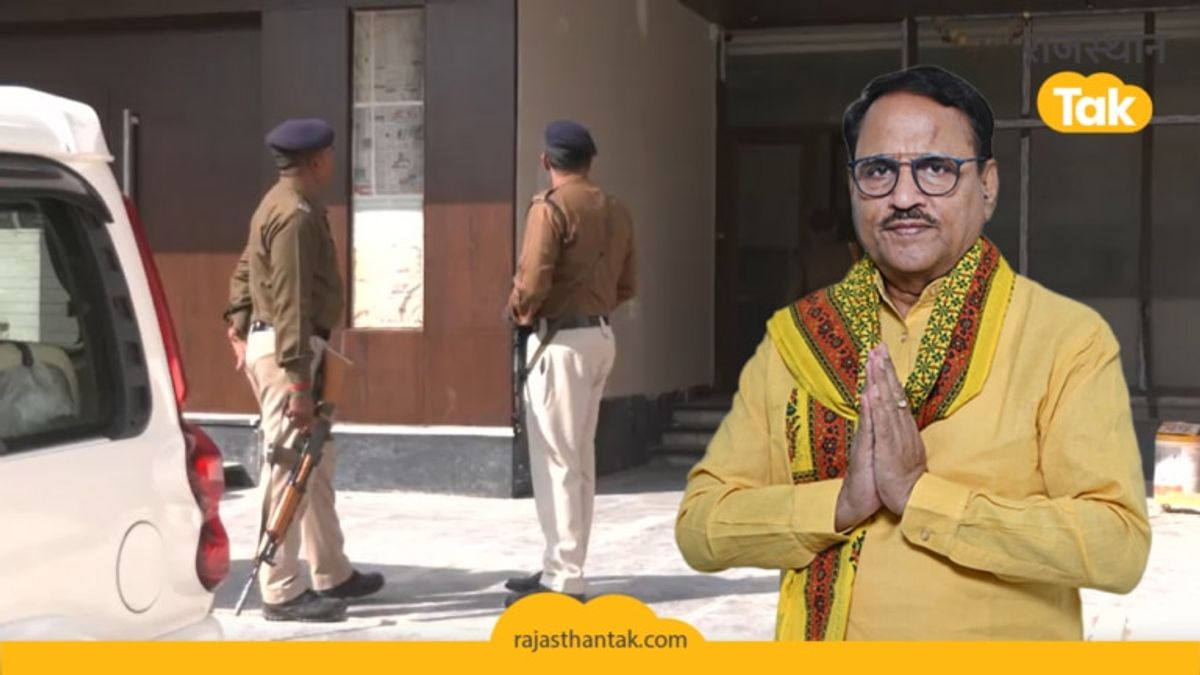 पूर्व मंत्री महेश जोशी के घर ED की रेड, अधिकारी व ठेकेदारों के ठिकानों पर भी छापेमारी, जानें पूरा मामला पूर्व मंत्री महेश जोशी के घर ED की रेड, अधिकारी व ठेकेदारों के ठिकानों पर भी छापेमारी, जानें पूरा