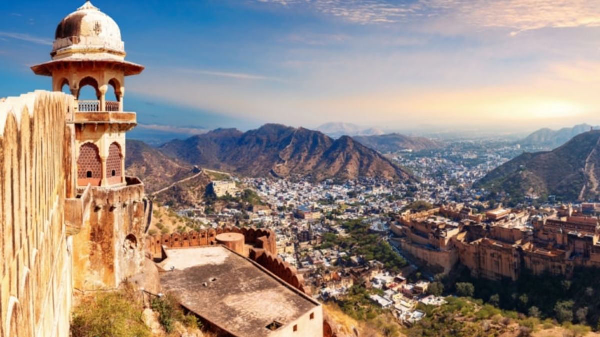 वो 5 शहर जहां दिखते हैं राजस्थानी संस्कृति के खूबसूरत रंग, दोस्तों संग एक बार जरूर जाएं घूमने वो 5 शहर जहां दिखते हैं राजस्थानी संस्कृति के खूबसूरत रंग, दोस्तों संग एक बार जरूर जाएं घूमने