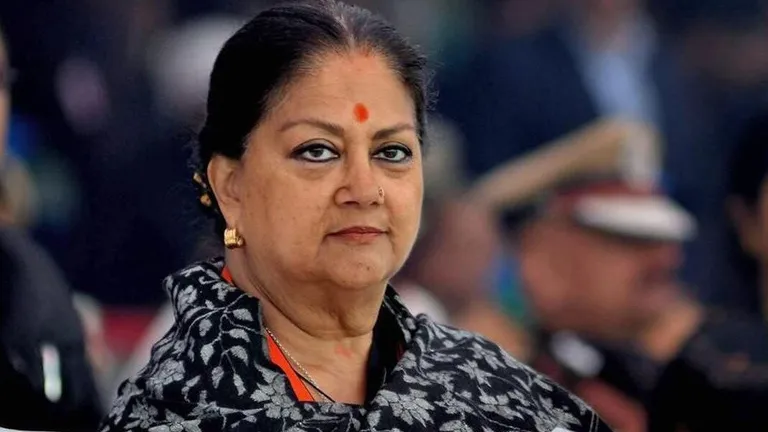 वसुंधरा राजे के निशाने पर गजेंद्र सिंह शेखावत? किसके इशारे पर बोल रहे BJP नेता बाबू सिंह NewsTak