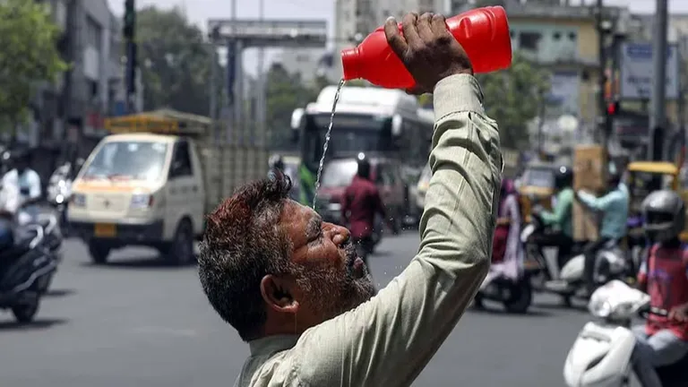 Rajasthan Weather: प्रदेश में गर्मी का कहर, कई जिलों में हीटवेव का अलर्ट, आंधी-बारिश को लेकर आया ये अपडेट NewsTak