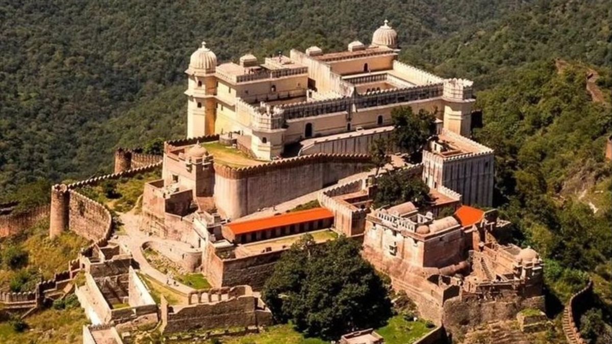 दुनिया की दूसरी बड़ी दीवार से घिरा है यह Fort, जबकि किसी किले में बिना किराए के रहते हैं लोग, जानें राजस्थान से जुड़े रोचक तथ्य NewsTak