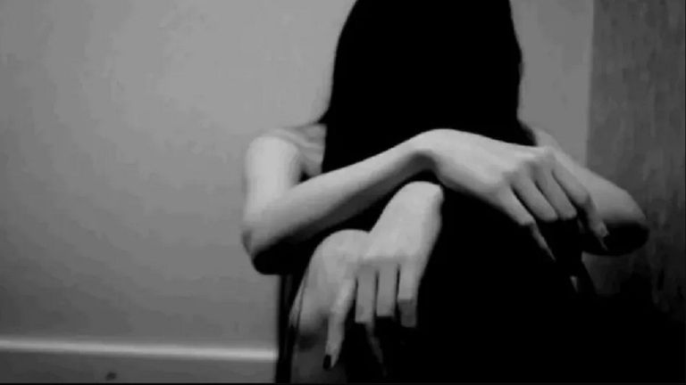 फिर शर्मसार हुआ थानागाजी! जिसको बेटा माना उसी ने तोड़ा भरोसा, बेटी के साथ किया दुष्कर्म, सालों से था घर में आना जाना NewsTak