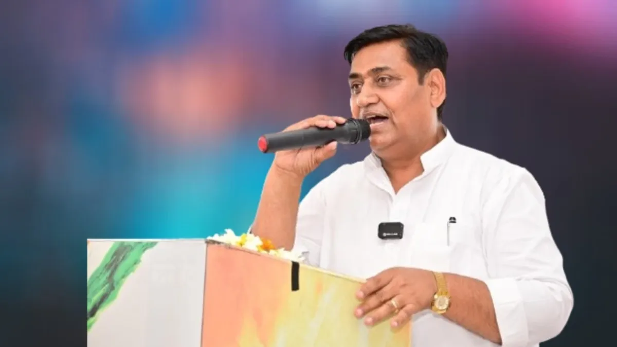 Rajasthan: चुनाव में 'पाकिस्तान आर्मी' की एंट्री, डोटासरा बोले -'देश में जनप्रतिनिधि की चलेगी या पाकिस्तानी फौजी शासन होगा?" 