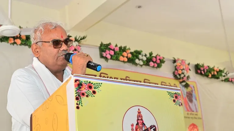Rajasthan Politics: DNA जांच की बात कहकर फंसे मदन दिलावर! अब बयान से मारी पलटी, बोले - 'मैं भी आदिवासी' Madan Dilawar