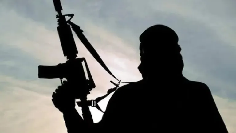 Rajasthan: अल-कायदा के आतंकी मॉड्यूल का खुलासा, भिवाड़ी से 6 लोग गिरफ्तार, बड़ी मात्रा में मिला गोला-बारूद बरामद Rajasthan