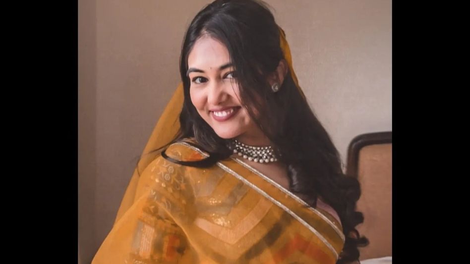 इंग्लिश और हिंग्लिश को लेकर वायरल हुईं राजस्थान की जिगिशा, आ रहे ऐसे रिएक्शन Video Thumbnail