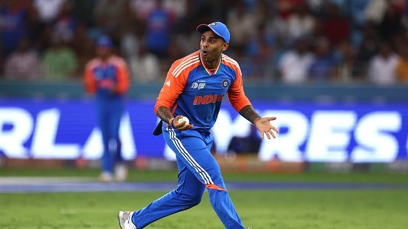 सूर्यकुमार यादव ने यूएई पर जीत से रचा इतिहास, T20I कप्तानी में धोनी, रोहित और कोहली सबको पछाड़ा 
