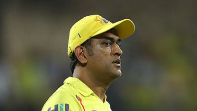 आईपीएल के बाद क्या बॉलीवुड में एंट्री करेंगे धोनी? जानिए दिलचस्प जवाब SportsTak Hindi