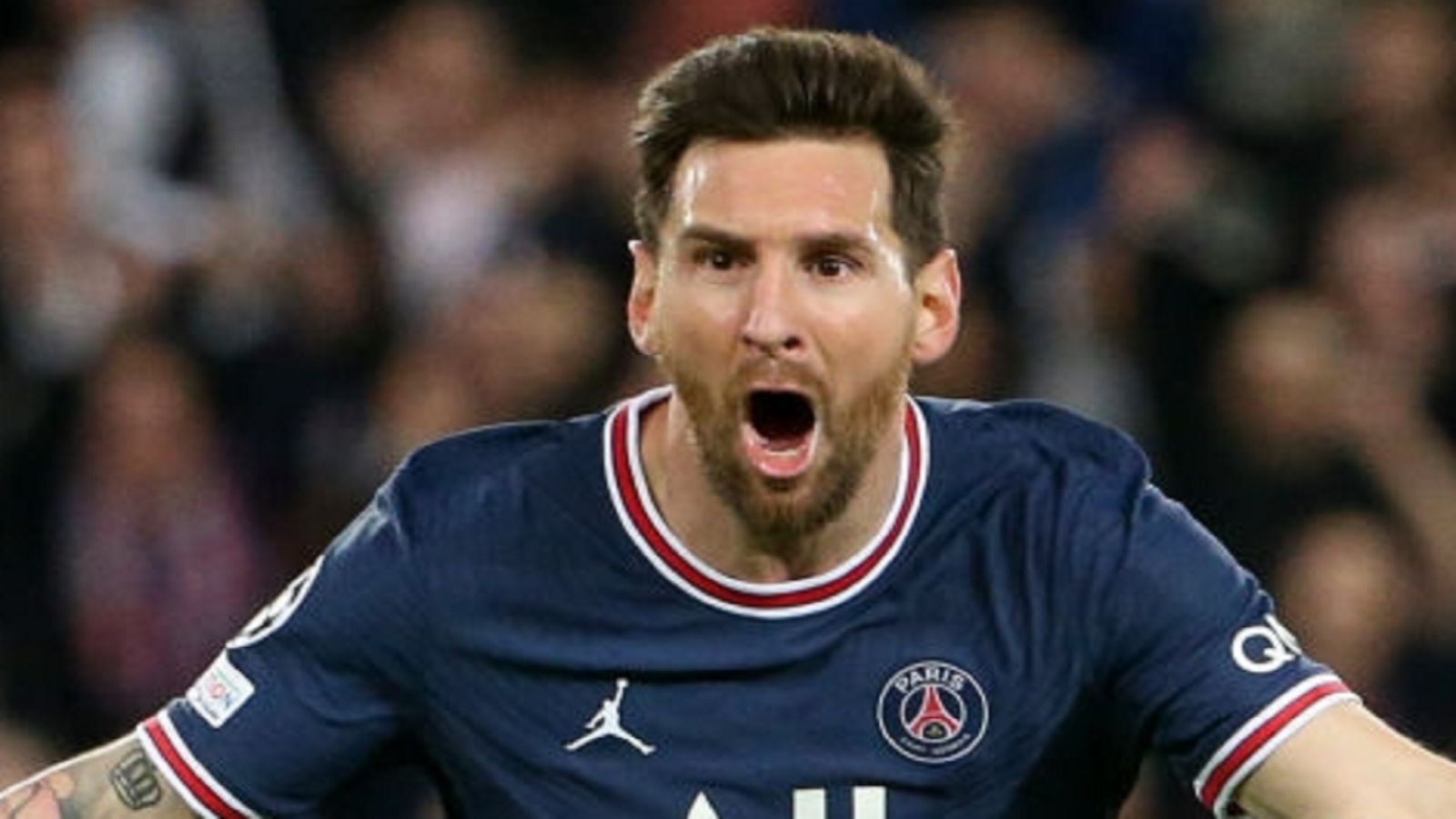 BALLON D'OR Nomination: बैलन डी ओर के लिए मेसी, रोनाल्डो समेत 30 फुटबॉलर नामित, जानिए कब मिलेगा अवॉर्ड BALLON D'OR Nomination: बैलन डी ओर के लिए मेसी, रोनाल्डो समेत 30 फुटबॉलर नामित, जानिए कब मिलेगा अवॉर्ड