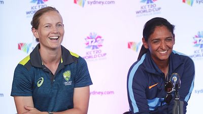 INDW vs AUSW T20: 22वें टी20 में भारत-ऑस्ट्रेलिया का आमना-सामना, टीम इंडिया की हालत है खराब SportsTak Hindi