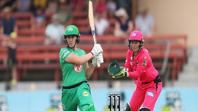 महिला बिग बैश लीग में मंडराए कोरोना के काले बादल, स्थगित हो सकते हैं मैच SportsTak Hindi