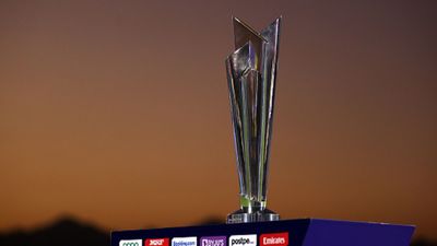 टी20 विश्व कप के दौरान 12 बायो-बबल में रहेंगे 2,200 से ज्यादा लोग, 20,000 से ज्यादा कोरोना टेस्ट SportsTak Hindi