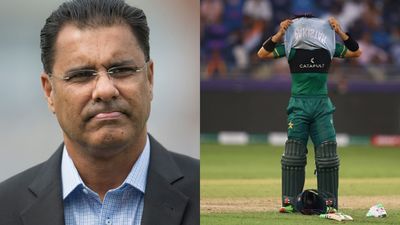 'हिंदुओं के बीच नमाज' वाले बयान पर पाकिस्तानी फैंस ने भी वकार को सुना दी खरी- खोटी, अब मांगनी पड़ी माफी SportsTak Hindi