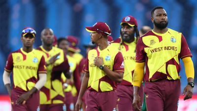 T20 World Cup: रोहित के दोस्त ने खेला अंदर बाहर अंदर का खेल, फिर 1 गेंद पर हारा बांग्लादेश SportsTak Hindi