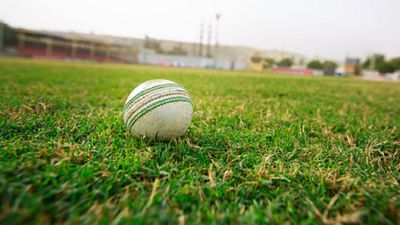 24 गेंद डॉट डालकर अक्षय ने टी20 में तोड़े सभी रिकॉर्ड, बना रातों-रात स्टार SportsTak Hindi