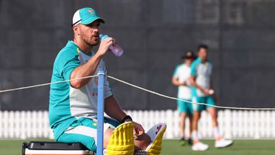 टूर्नामेंट में 11 बार अब तक टीमों ने ऐसा कर जीता है मैच, लेकिन फाइनल से पहले फिंच ने उसी को बता दिया बेतुका SportsTak Hindi