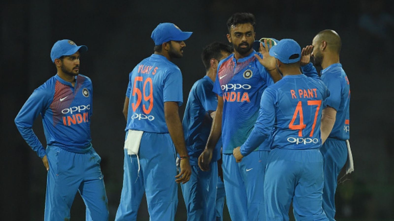 भारतीय क्रिकेटर के एक ट्वीट से सोशल मीडिया पर मच गया था बवाल, अब सफाई में कहना पड़ा ये भारतीय क्रिकेटर के एक ट्वीट से सोशल मीडिया पर मच गया था बवाल, अब सफाई में कहना पड़ा ये