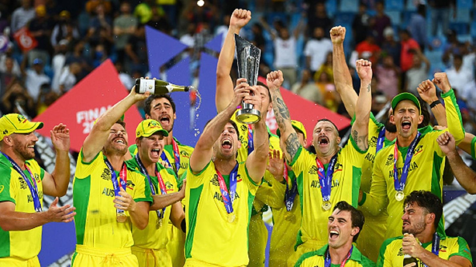 ऑस्ट्रेलिया पहली बार टी20 वर्ल्ड चैंपियन, 11 हजार किमी की दूरी और 5110 दिन का इंतजार खत्म ऑस्ट्रेलिया पहली बार टी20 वर्ल्ड चैंपियन, 11 हजार किमी की दूरी और 5110 दिन का इंतजार खत्म