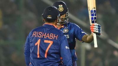 17 तारीख को 17 नंबर की जर्सी और 17 गेंदों पर 17 रन, जानिए ऋषभ पंत का ये अनूठा कनेक्शन SportsTak Hindi