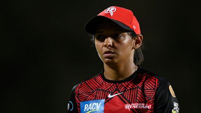 सिर्फ 83 रनों पर सिमटी हरमनप्रीत की टीम, ऑस्ट्रेलिया से हुई शर्मनाक विदाई SportsTak Hindi