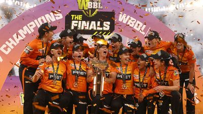 पर्थ पहली बार बना महिला बिग बैश चैंपियन, गेंद और बल्ले से मैरिजाने रहीं खिताबी जीत की स्टार SportsTak Hindi