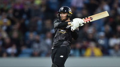 315 के तूफानी स्ट्राइक रेट से जड़े 7 छक्के, सिर्फ 20 मिनट की बल्लेबाजी से इस खिलाड़ी ने दिला दी जीत SportsTak Hindi