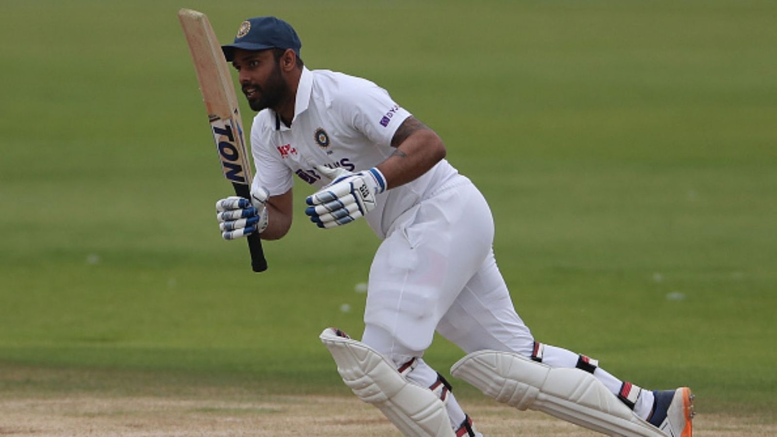 भारत के टेस्ट स्पेशलिस्ट बल्लेबाज ने कराई टीम इंडिया की वापसी, द. अफ्रीका ए के खिलाफ आधी टीम लौटी पवेलियन भारत के टेस्ट स्पेशलिस्ट बल्लेबाज ने कराई टीम इंडिया की वापसी, द. अफ्रीका ए के खिलाफ आधी टीम लौटी पवेलियन