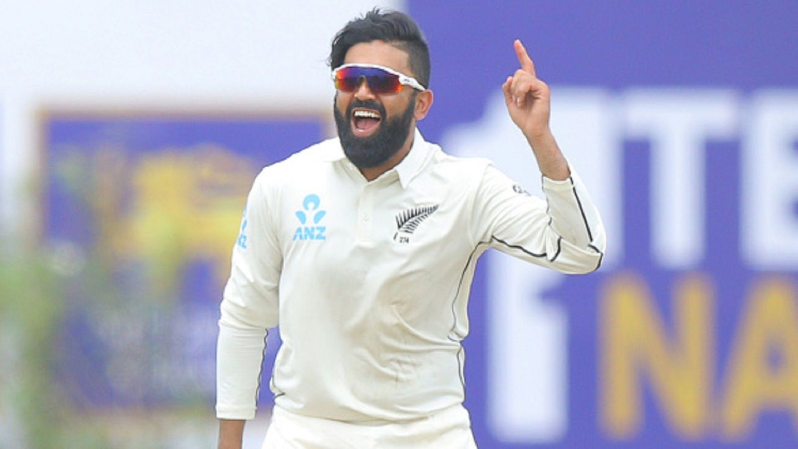 न्यूजीलैंड टीम में शामिल 'मुंबई का ये खिलाड़ी' बना टीम इंडिया का काल, चार विकेट लेकर किया चित न्यूजीलैंड टीम में शामिल 'मुंबई का ये खिलाड़ी' बना टीम इंडिया का काल, चार विकेट लेकर किया चित