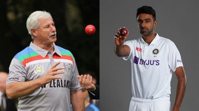 14 विकेट लेकर अश्विन ने फिरकी से बरपाया कहर, रिचर्ड हेडली को पछाड़ बने नंबर वन स्टार SportsTak Hindi