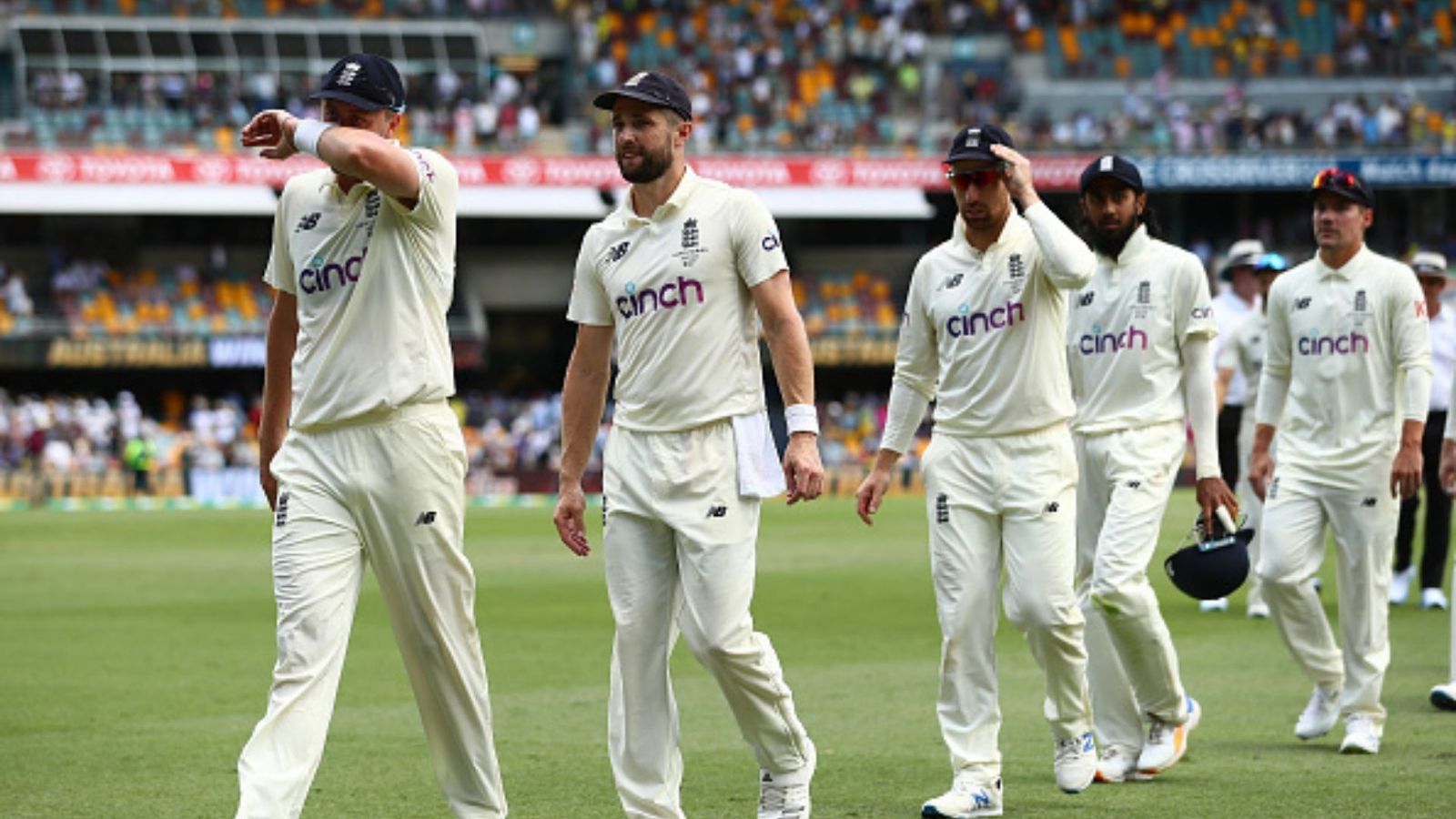 हार के बाद ICC ने इंग्लैंड पर ठोका जुर्माना, मैच फीस सहित WTC के पांच अंक भी गंवाए हार के बाद ICC ने इंग्लैंड पर ठोका जुर्माना, मैच फीस सहित WTC के पांच अंक भी गंवाए